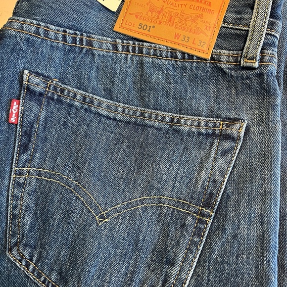 FINAL PRICE 🕺👖Men’s 501 original button fly jeans sz 33 x 32 - Picture 3 of 6